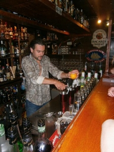 Formation Barman cocktail au Delirium café - Behind the bar